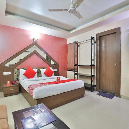 Oyo 4161 Hotel Shailly Inn Ahmedabad Exteriör bild