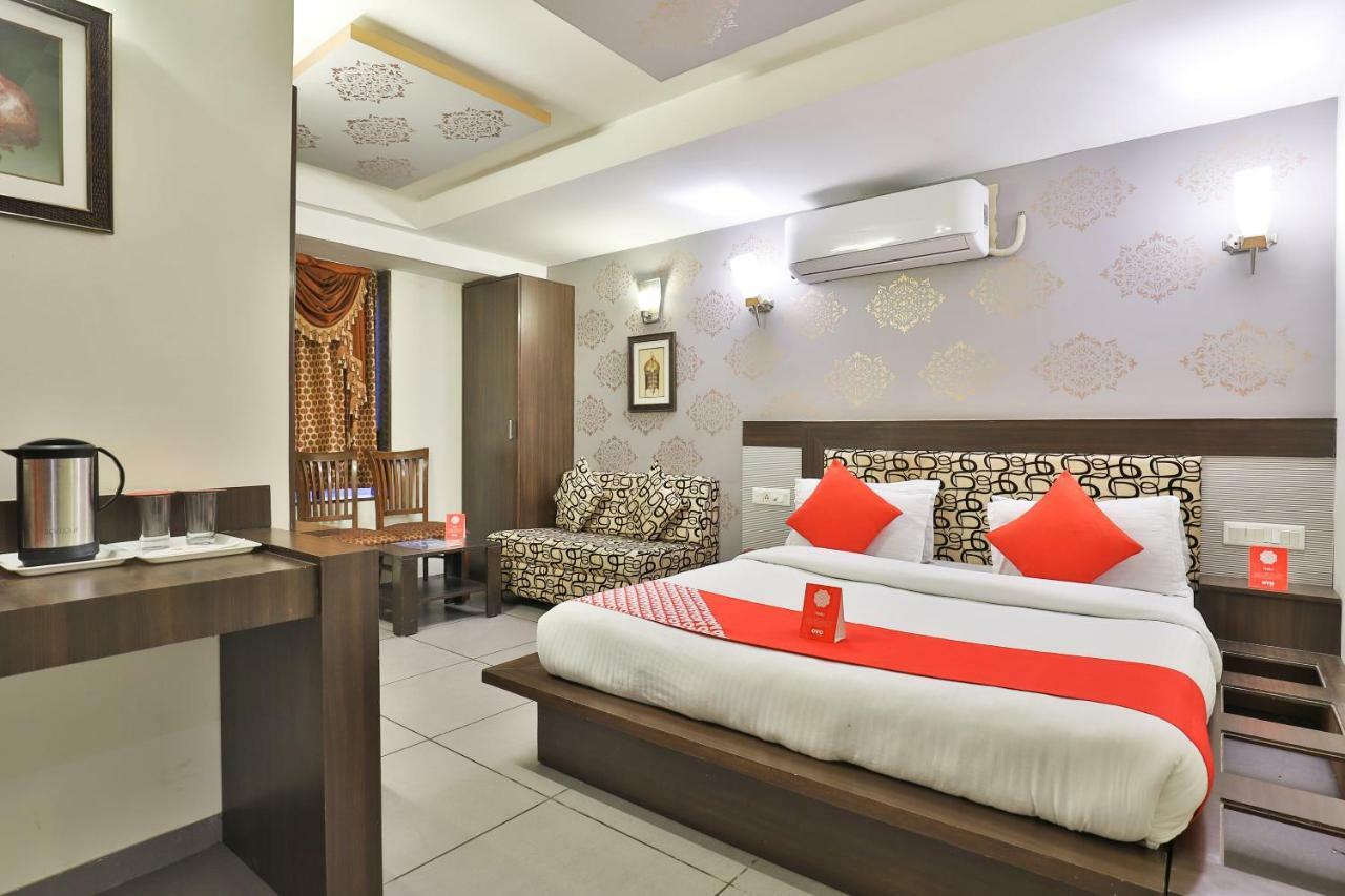 Oyo 4161 Hotel Shailly Inn Ahmedabad Exteriör bild