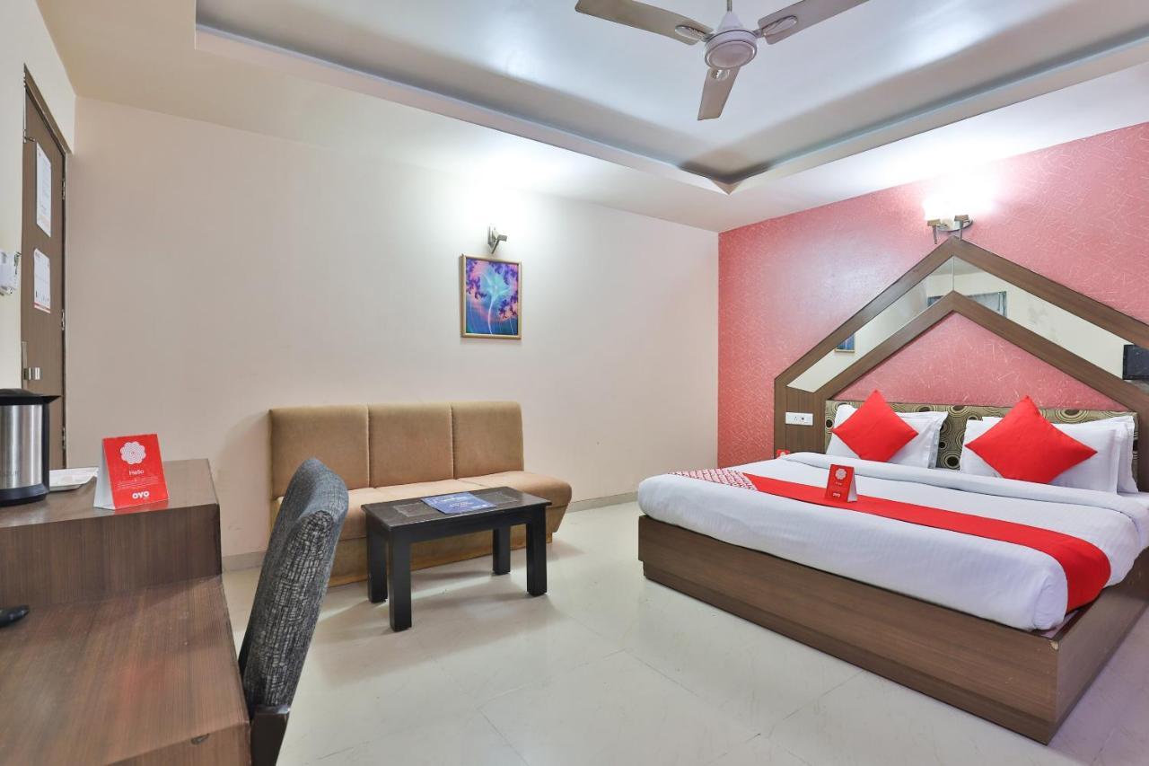 Oyo 4161 Hotel Shailly Inn Ahmedabad Exteriör bild